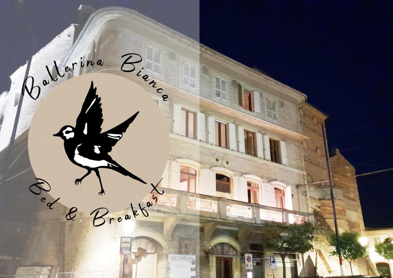 Ballerina Bianca Bed & Breakfast Grottazzolina Exteriör bild